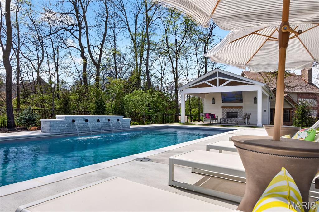 6106 Knights Table Court, St Charles, MO, 63304-7548