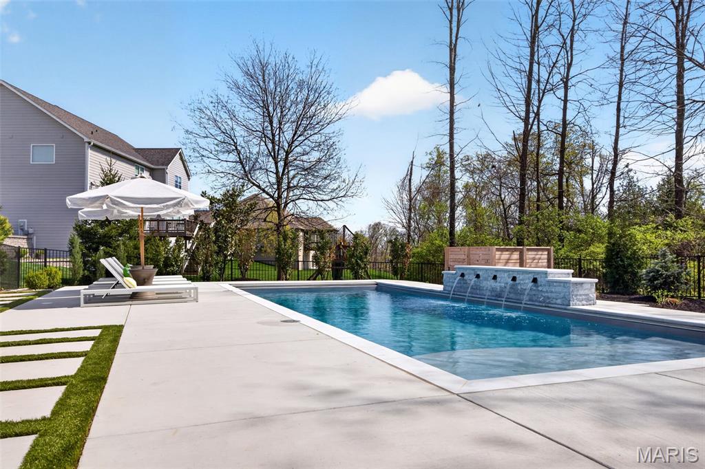 6106 Knights Table Court, St Charles, MO, 63304-7548