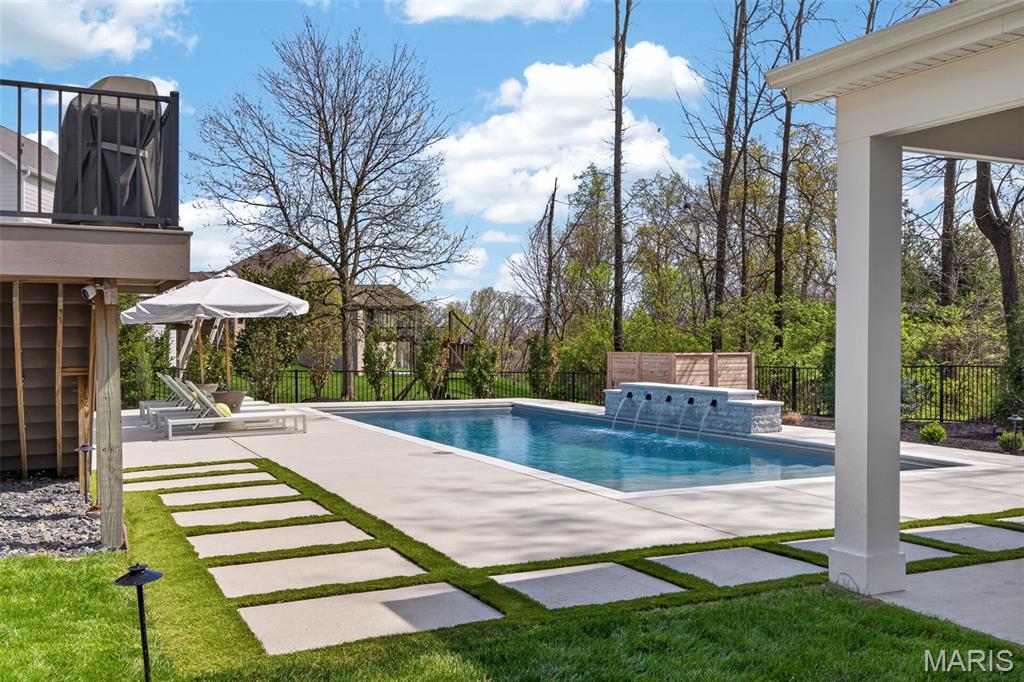 6106 Knights Table Court, St Charles, MO, 63304-7548