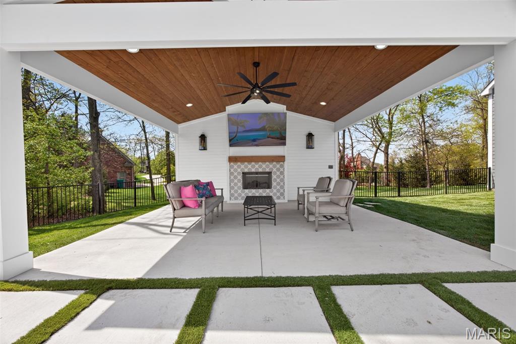 6106 Knights Table Court, St Charles, MO, 63304-7548