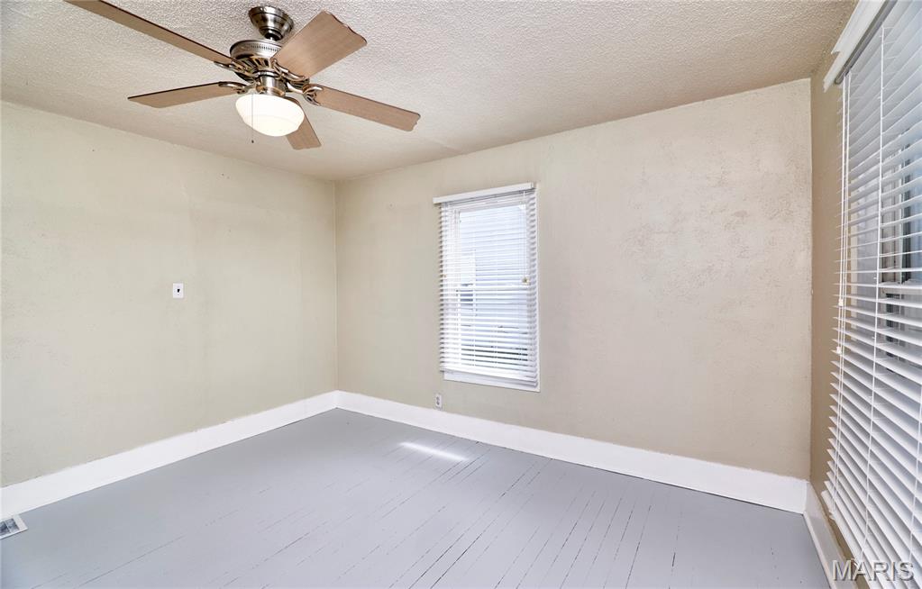 125 Lithia Avenue, Webster Groves, MO, 63119