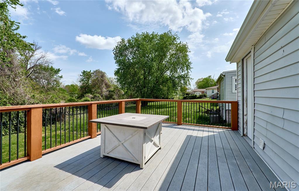 125 Lithia Avenue, Webster Groves, MO, 63119