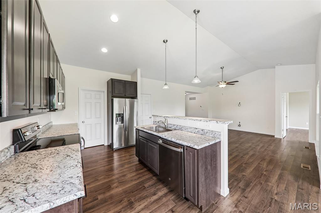 465 Timber Valley Trail, Fenton, MO, 63026