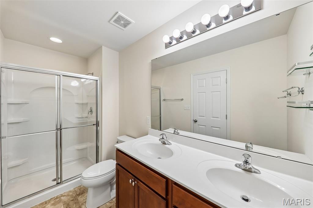 465 Timber Valley Trail, Fenton, MO, 63026