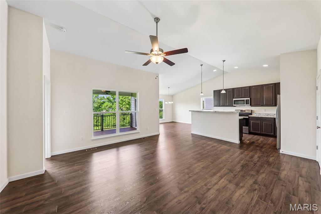 465 Timber Valley Trail, Fenton, MO, 63026
