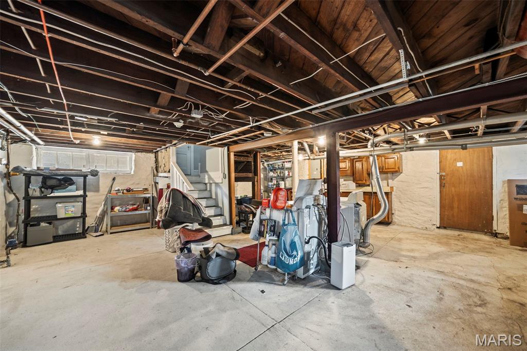 7232 Northmoor Drive, University City, MO, 63105