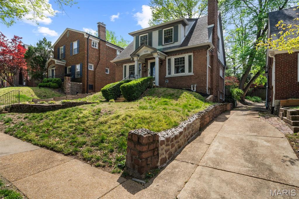 7232 Northmoor Drive, University City, MO, 63105