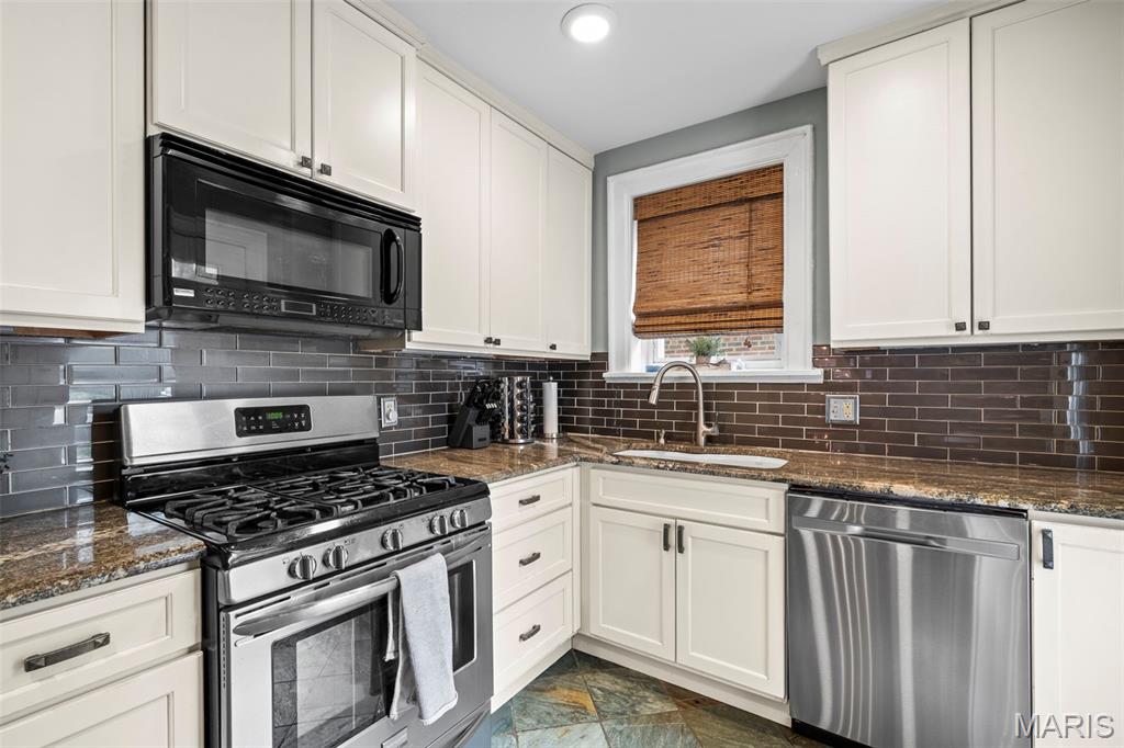 7232 Northmoor Drive, University City, MO, 63105