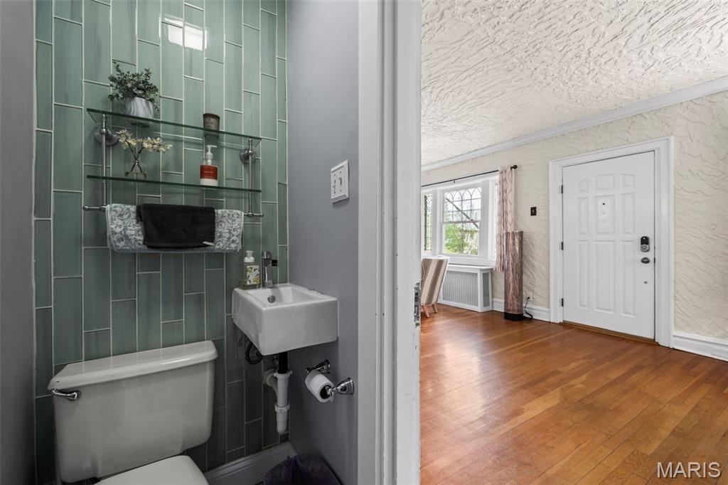 7232 Northmoor Drive, University City, MO, 63105