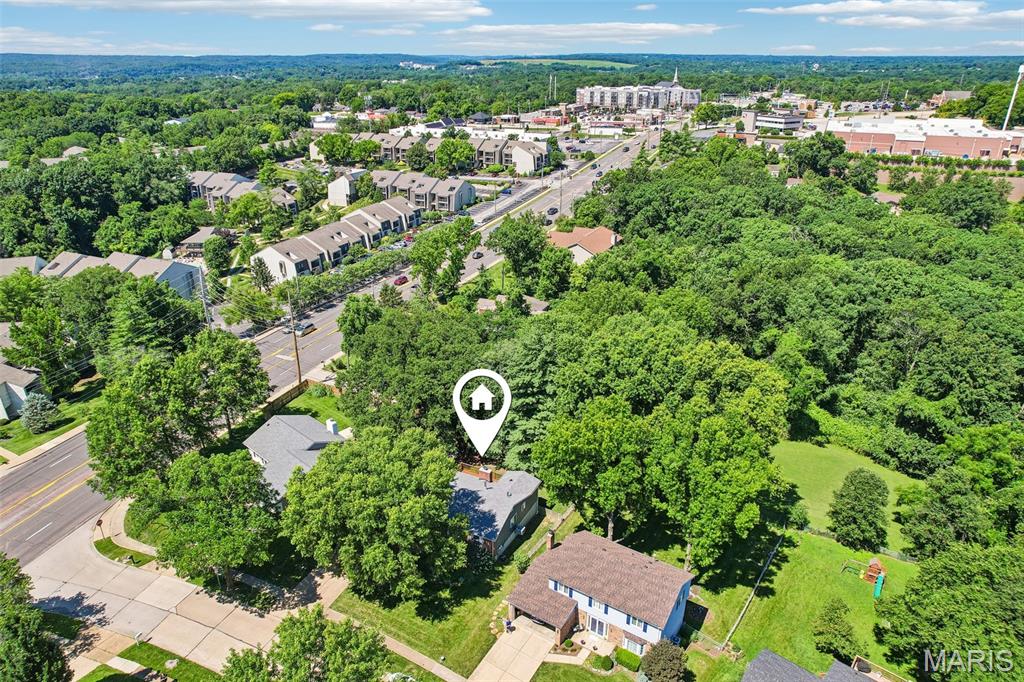 995 Century Oaks Drive, Manchester, MO, 63021