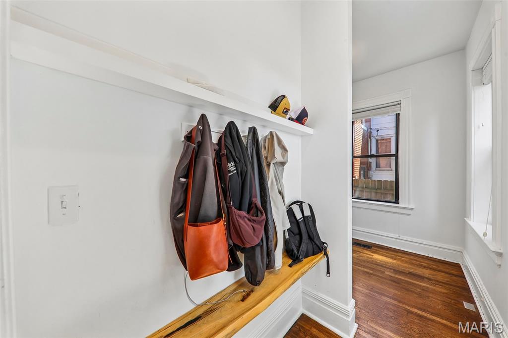 3850 Arsenal Street, St Louis, MO, 63116