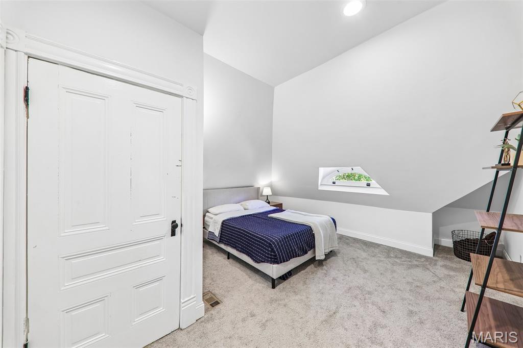 3850 Arsenal Street, St Louis, MO, 63116