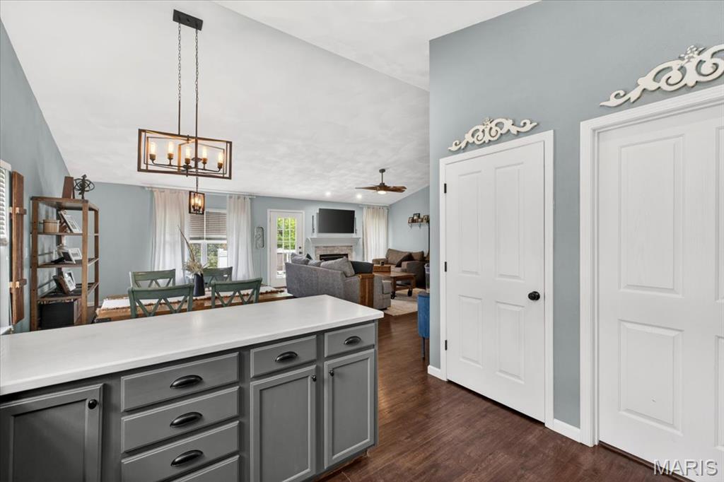 152 Gall Road, Columbia, IL, 62236-4504