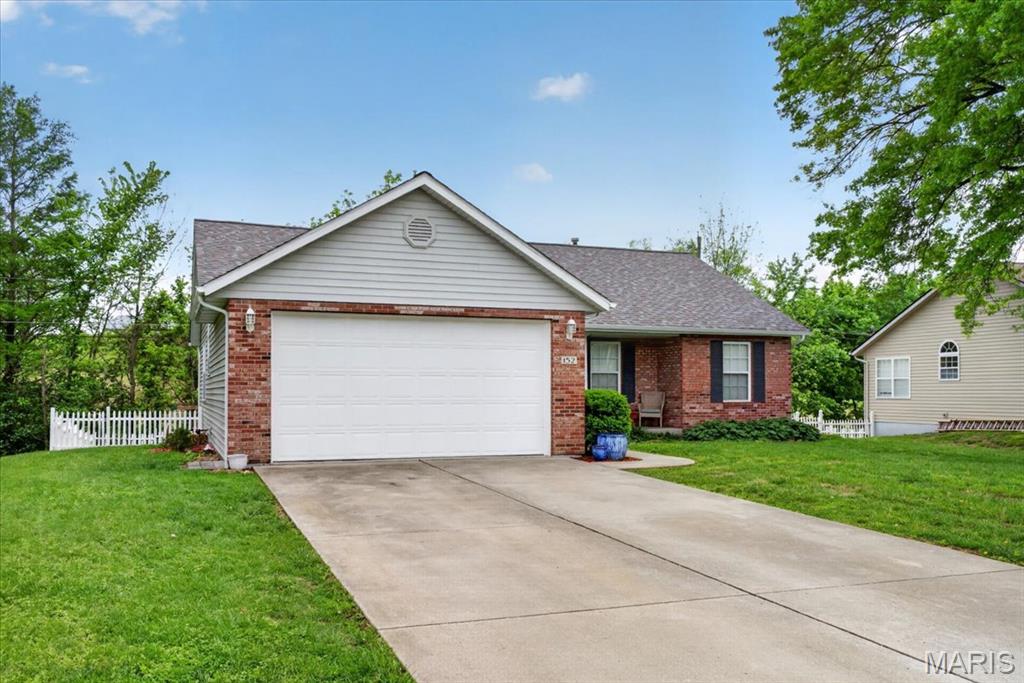 152 Gall Road, Columbia, IL, 62236-4504