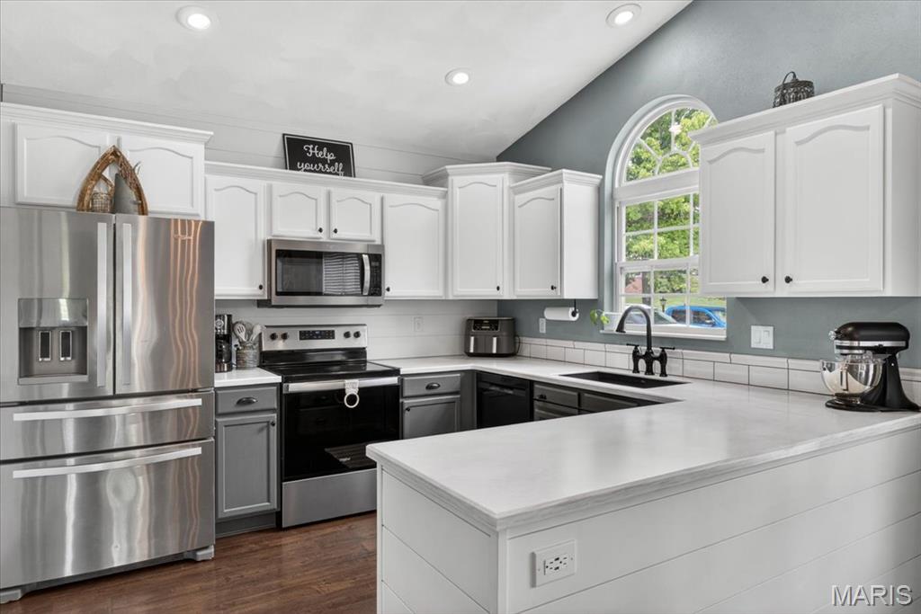 152 Gall Road, Columbia, IL, 62236-4504