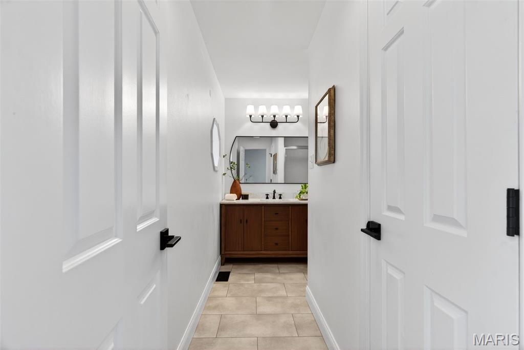 9901 Baywood Terrace, Sappington, MO, 63126