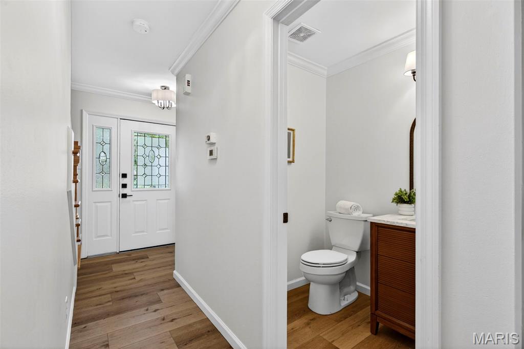 9901 Baywood Terrace, Sappington, MO, 63126