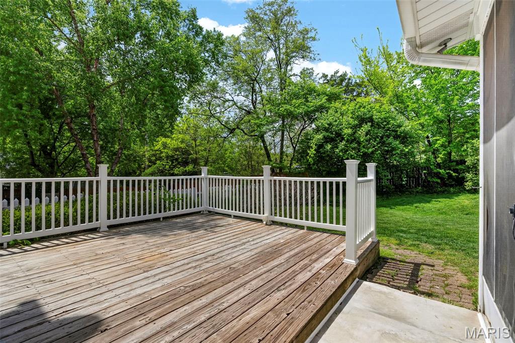 9901 Baywood Terrace, Sappington, MO, 63126