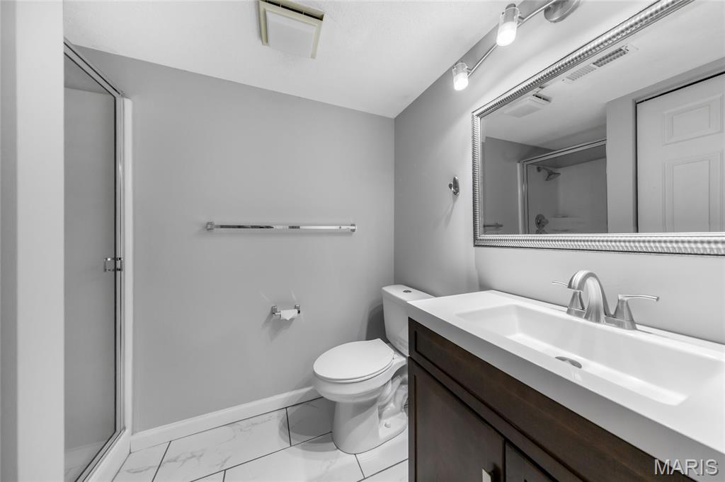 5575 Waterman Boulevard #B, St Louis, MO, 63112