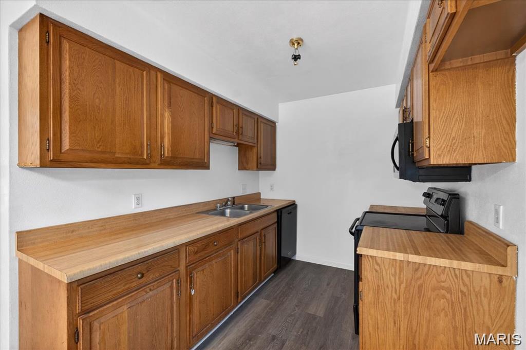 1503 Hampton Court, Belleville, IL, 62223-2751
