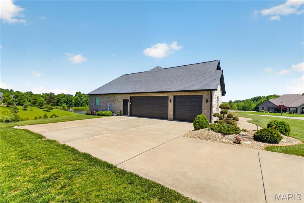 5123 Kennet Drive, Columbia, IL, 62236-3471