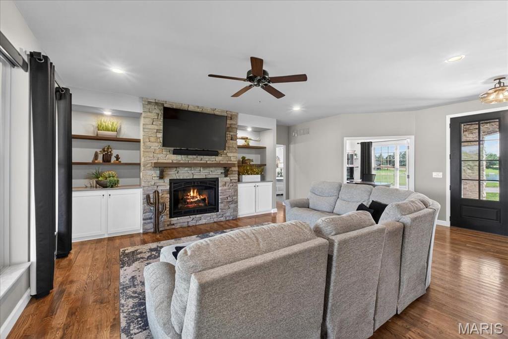 5123 Kennet Drive, Columbia, IL, 62236-3471