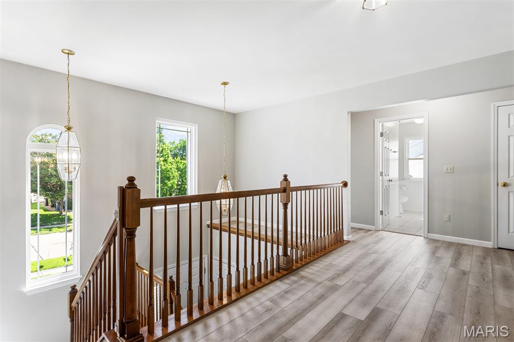 690 Summer Top Circle, Fenton, MO, 63026