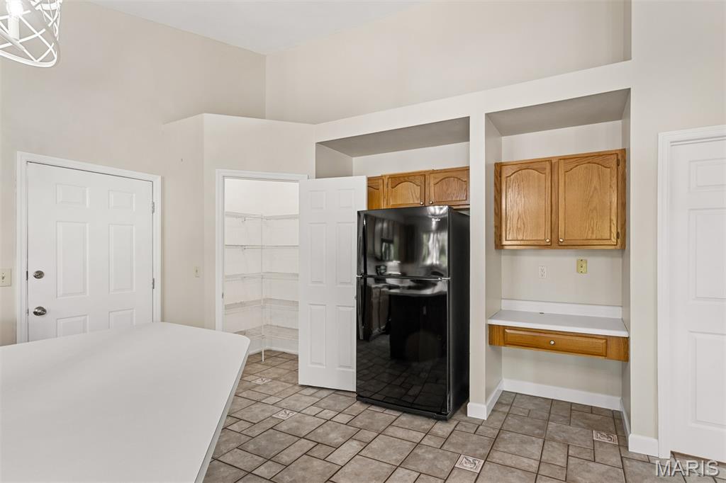 690 Summer Top Circle, Fenton, MO, 63026