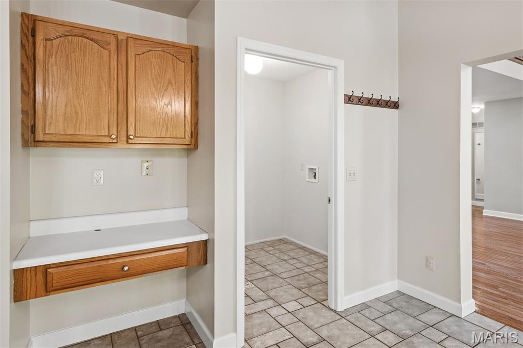 690 Summer Top Circle, Fenton, MO, 63026