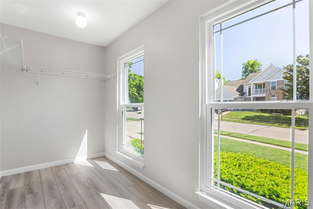 690 Summer Top Circle, Fenton, MO, 63026