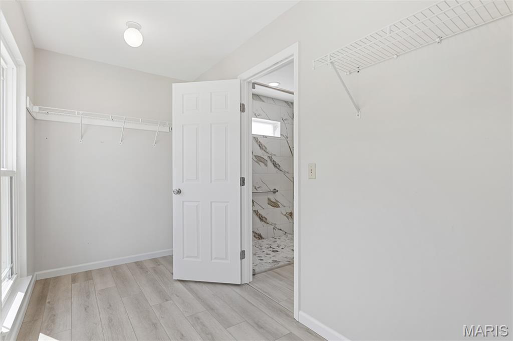690 Summer Top Circle, Fenton, MO, 63026