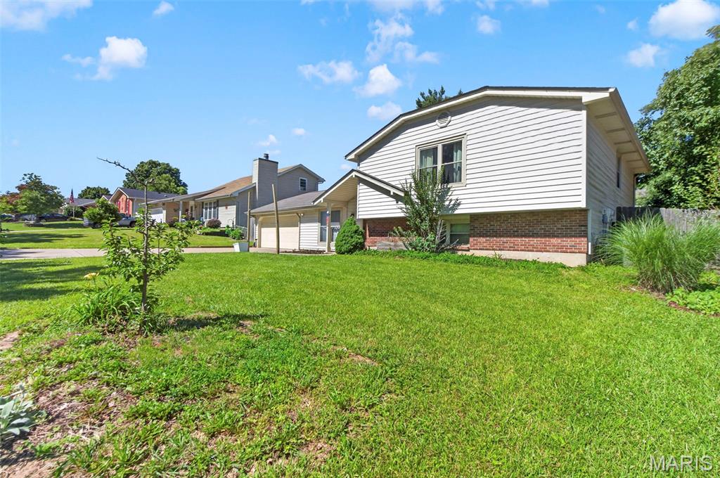 4 Red Oaks Drive, St Peters, MO, 63376-3702