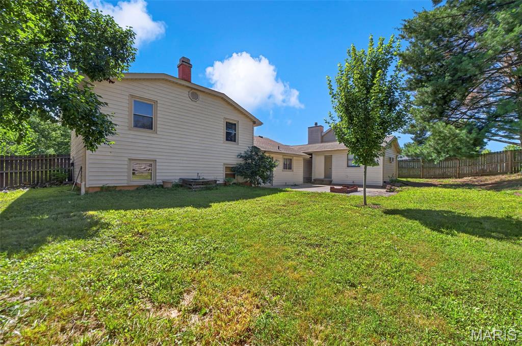 4 Red Oaks Drive, St Peters, MO, 63376-3702