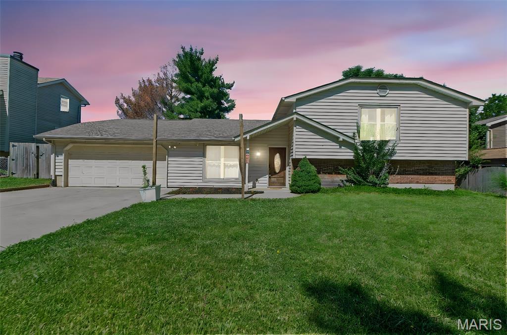 4 Red Oaks Drive, St Peters, MO, 63376-3702