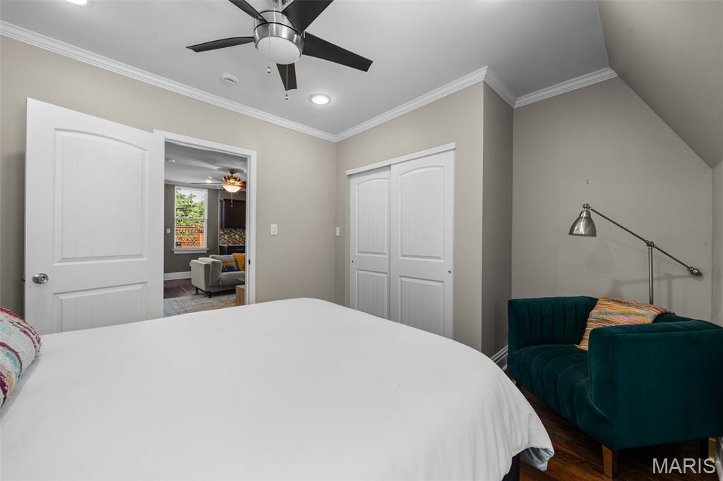 4161 W Pine Boulevard, St Louis, MO, 63108-2801