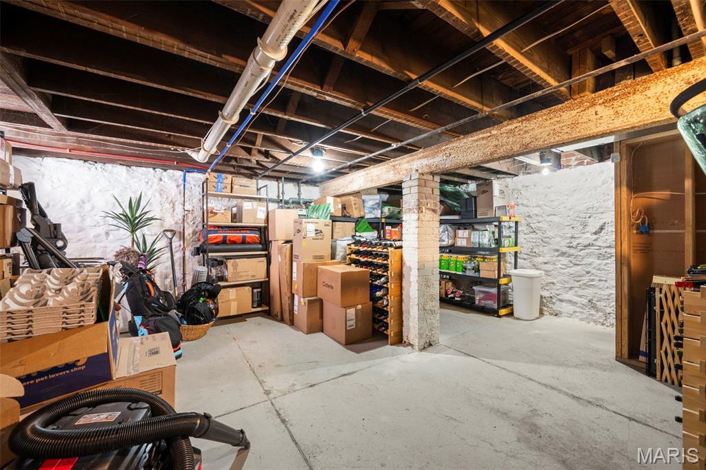 4161 W Pine Boulevard, St Louis, MO, 63108-2801