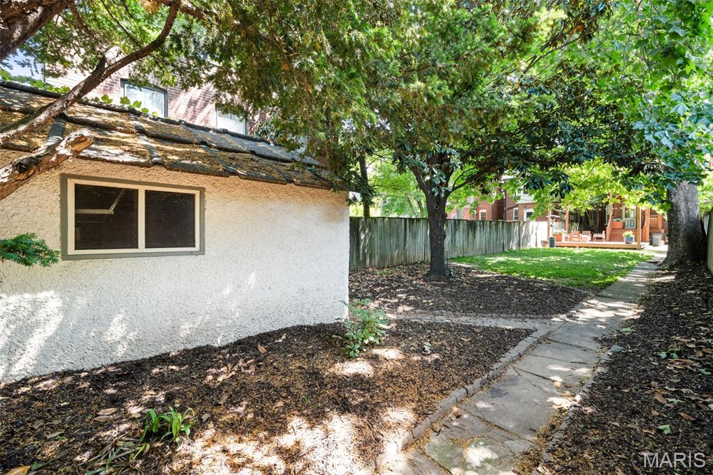 4161 W Pine Boulevard, St Louis, MO, 63108-2801