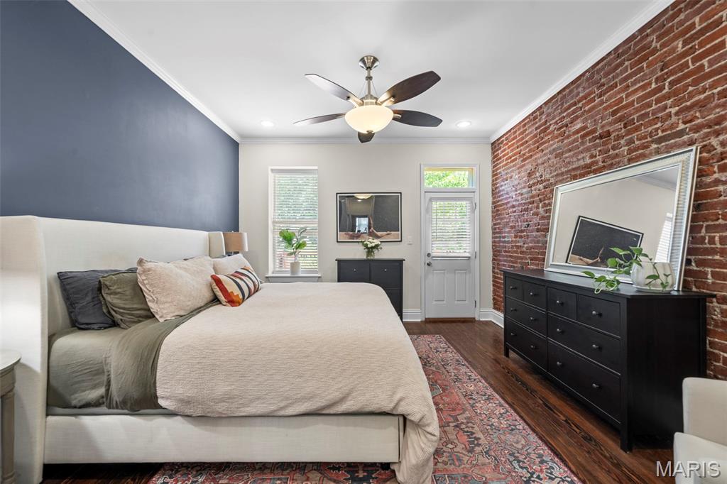 4161 W Pine Boulevard, St Louis, MO, 63108-2801