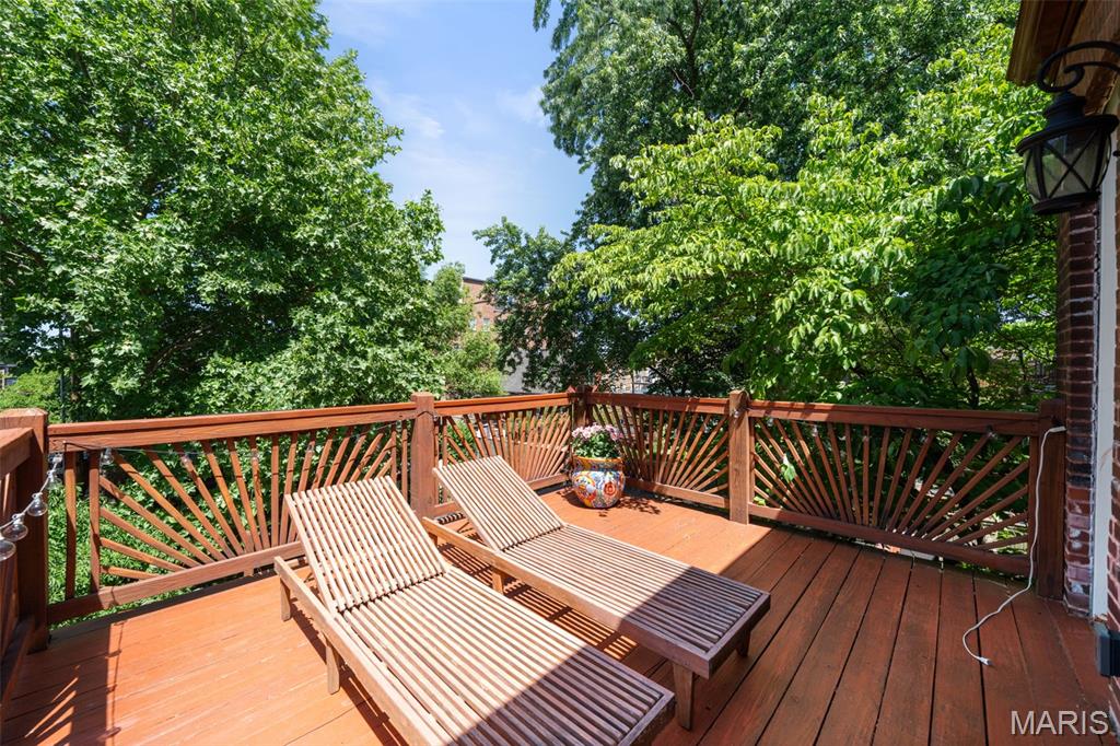 4161 W Pine Boulevard, St Louis, MO, 63108-2801