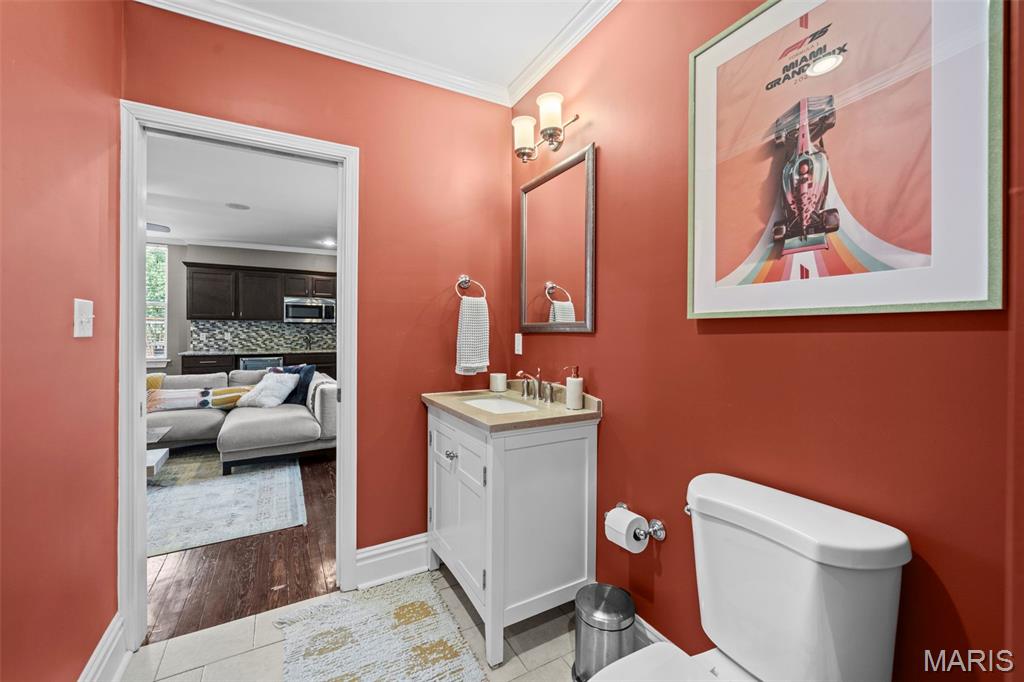 4161 W Pine Boulevard, St Louis, MO, 63108-2801