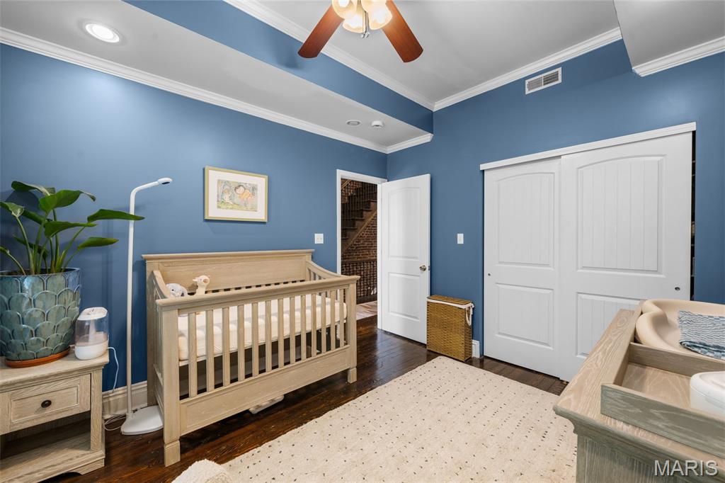 4161 W Pine Boulevard, St Louis, MO, 63108-2801