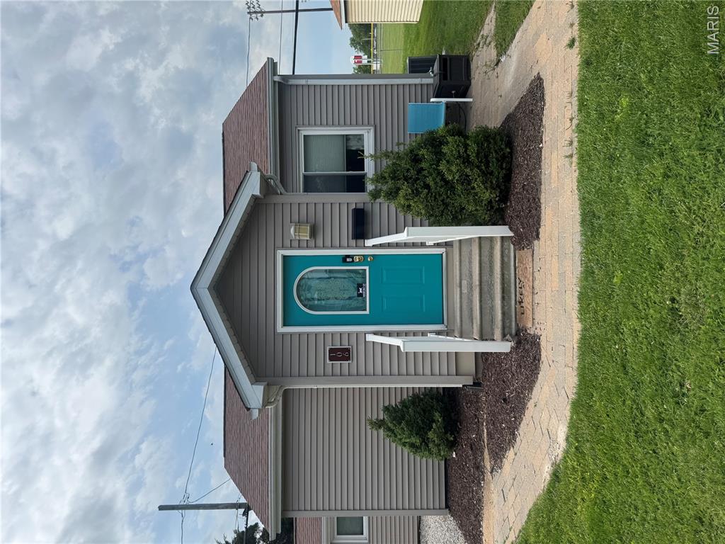 106 Columbia Avenue, Waterloo, IL, 62298-6229