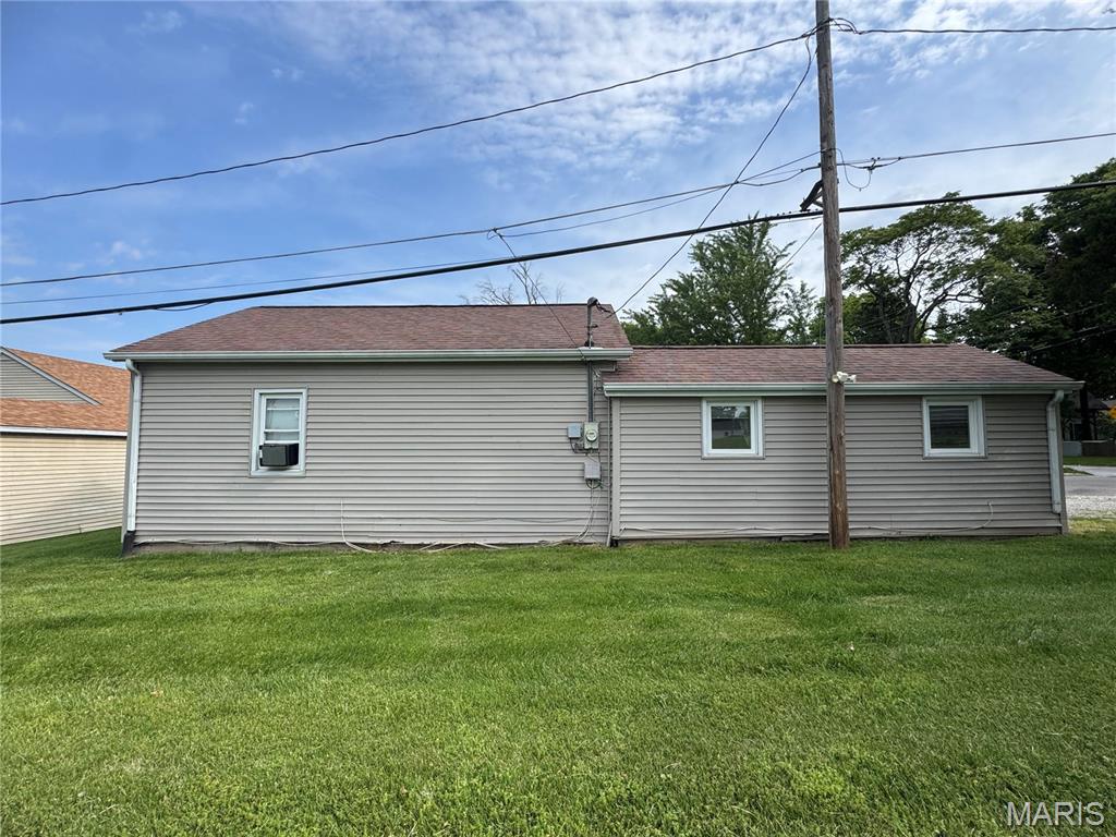 106 Columbia Avenue, Waterloo, IL, 62298-6229