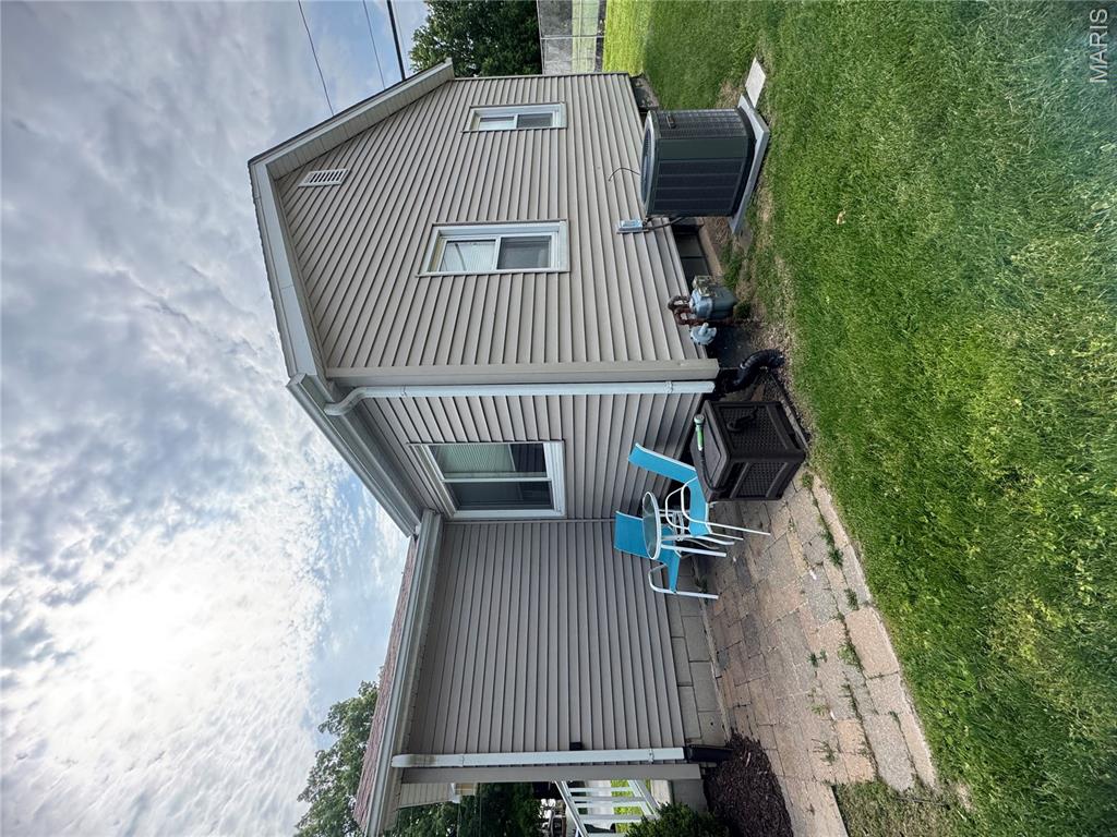 106 Columbia Avenue, Waterloo, IL, 62298-6229