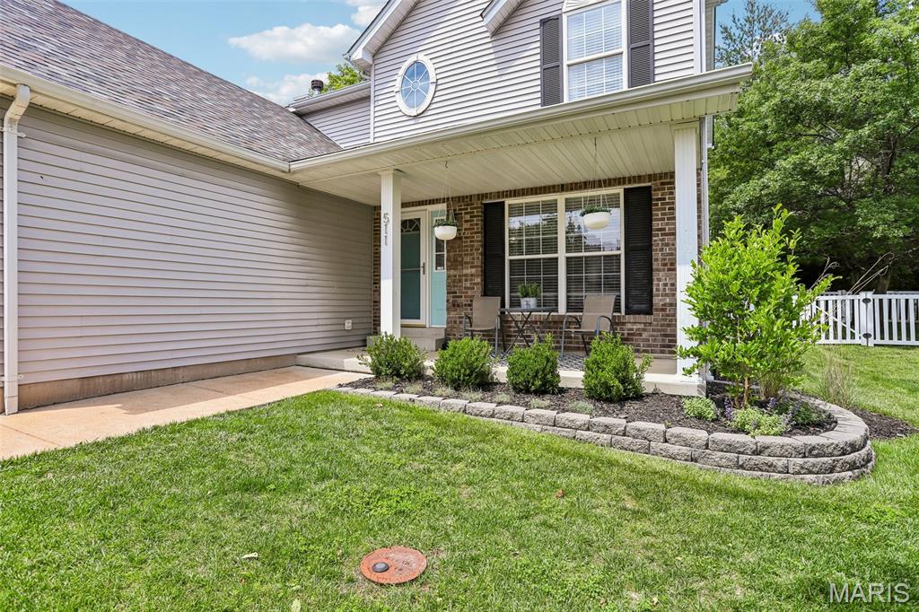 511 Winter Garden Drive, Fenton, MO, 63026