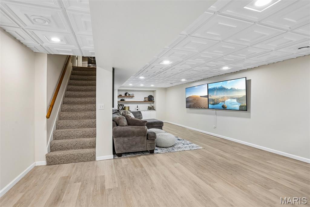 511 Winter Garden Drive, Fenton, MO, 63026