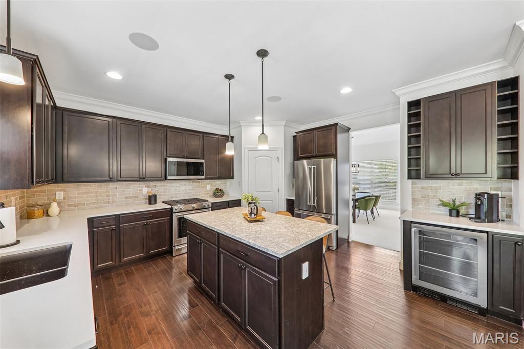 390 Timber Valley Trail, Fenton, MO, 63026