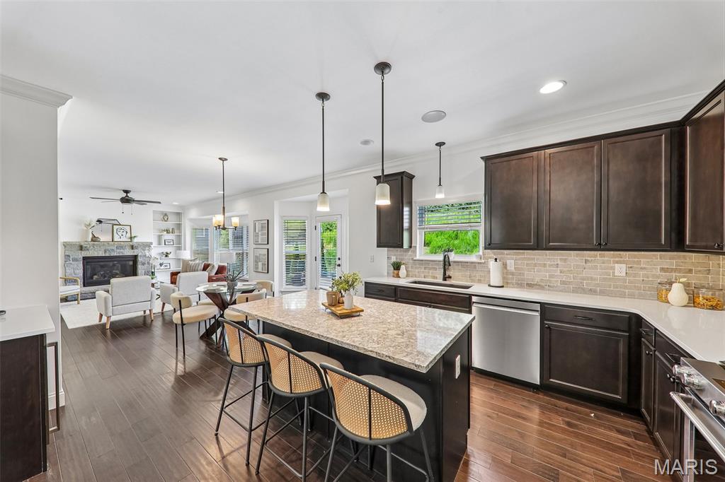 390 Timber Valley Trail, Fenton, MO, 63026