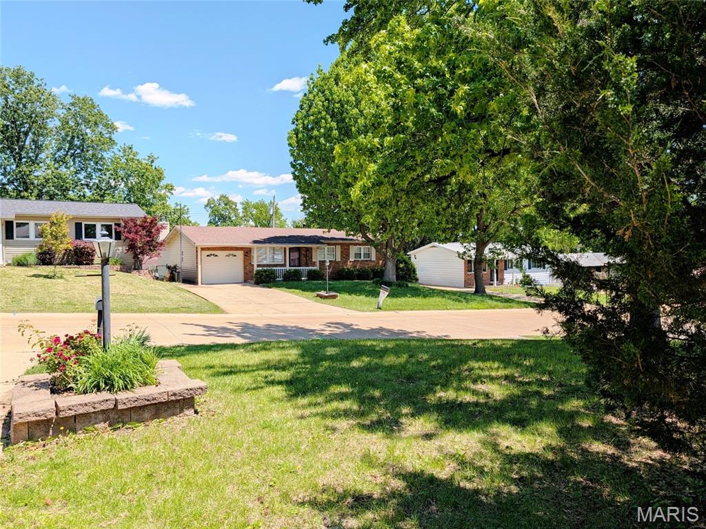 9700 Antigo Drive, Green Park, MO, 63123