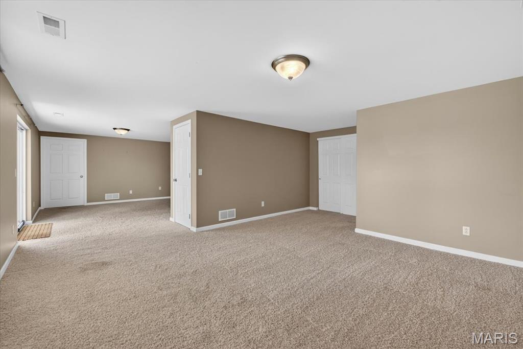 2562 Lakeshore Drive, Columbia, IL, 62236-2669